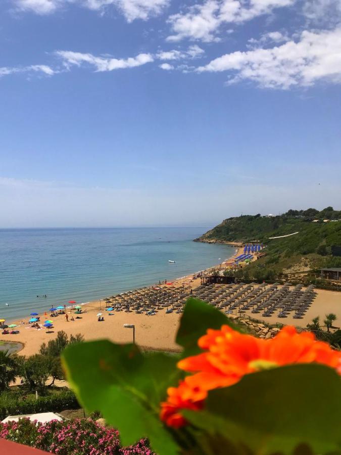 Appartamenti E Stanze Onde Blu Le Castella  Exterior foto